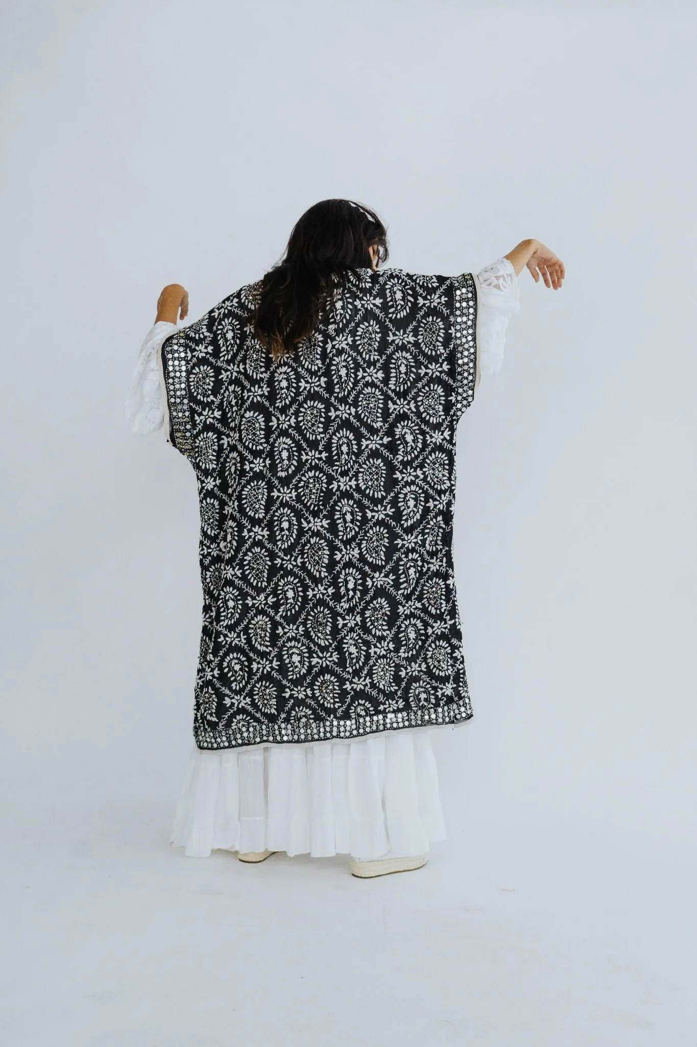 EMBROIDERED KAFTAN PILAR